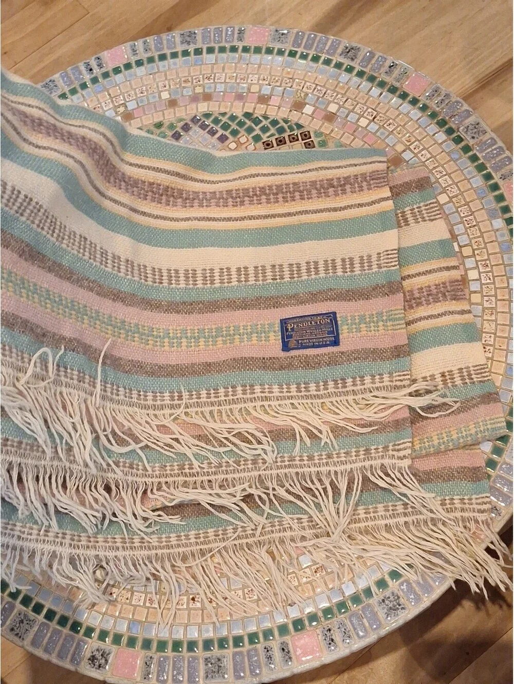 Wool, Vintage Pendleton Blanket, Throw Blanket, Fringed, Rare Pattern. Collector